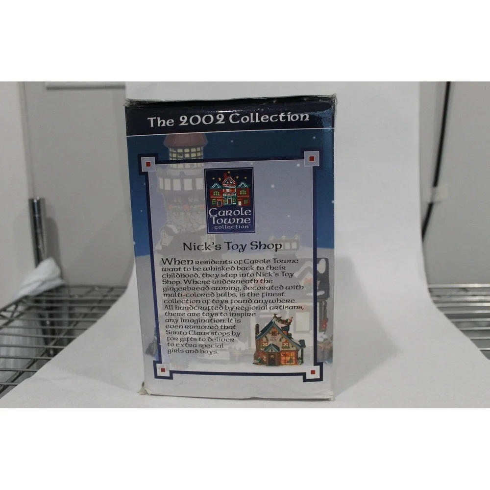 RARE Carole Towne Collection‎ Nick's Toy Shop 2002 Lighted Christmas Village